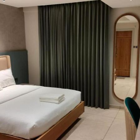 Livi Suites - Premium 1 Bhk Serviced Apartments バンガロール エクステリア 写真