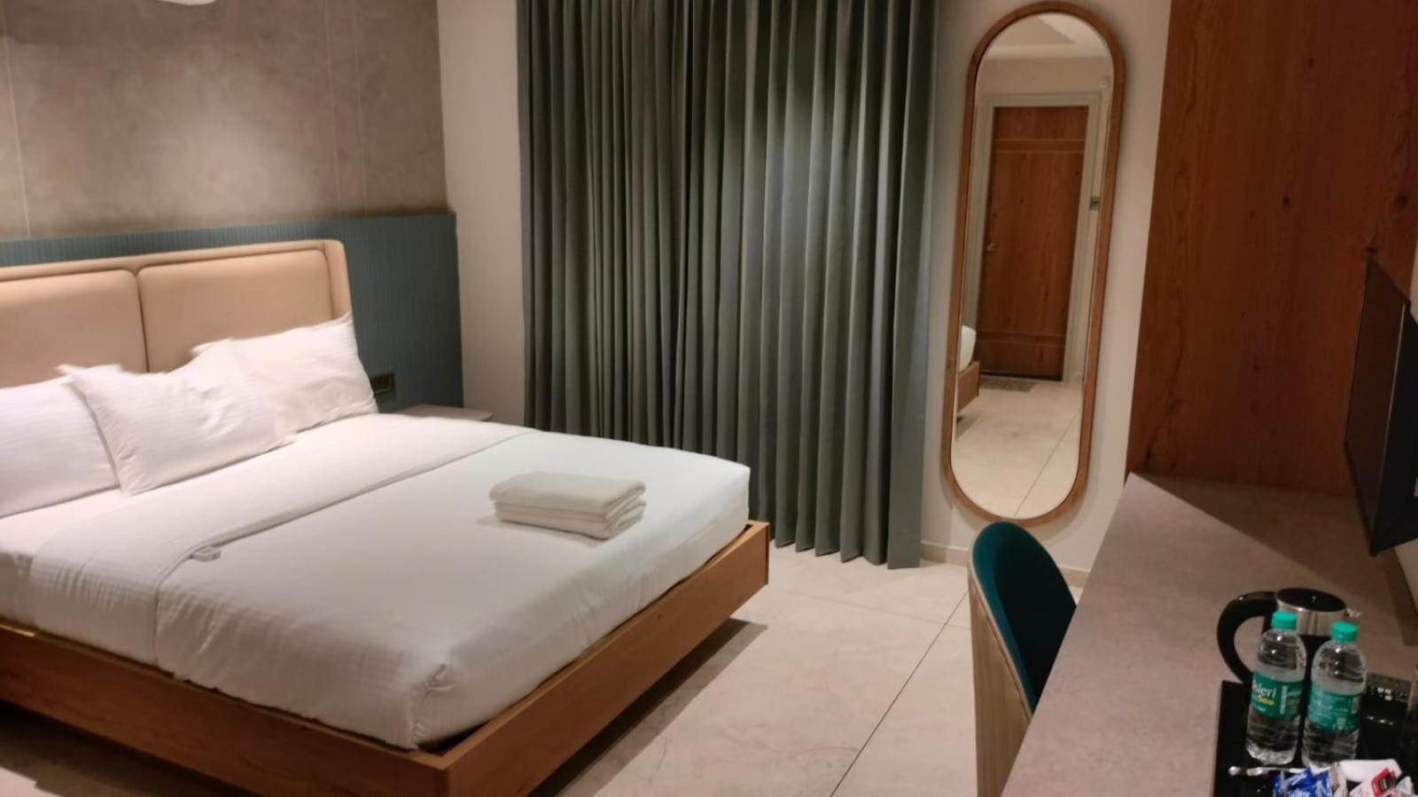 Livi Suites - Premium 1 Bhk Serviced Apartments バンガロール エクステリア 写真