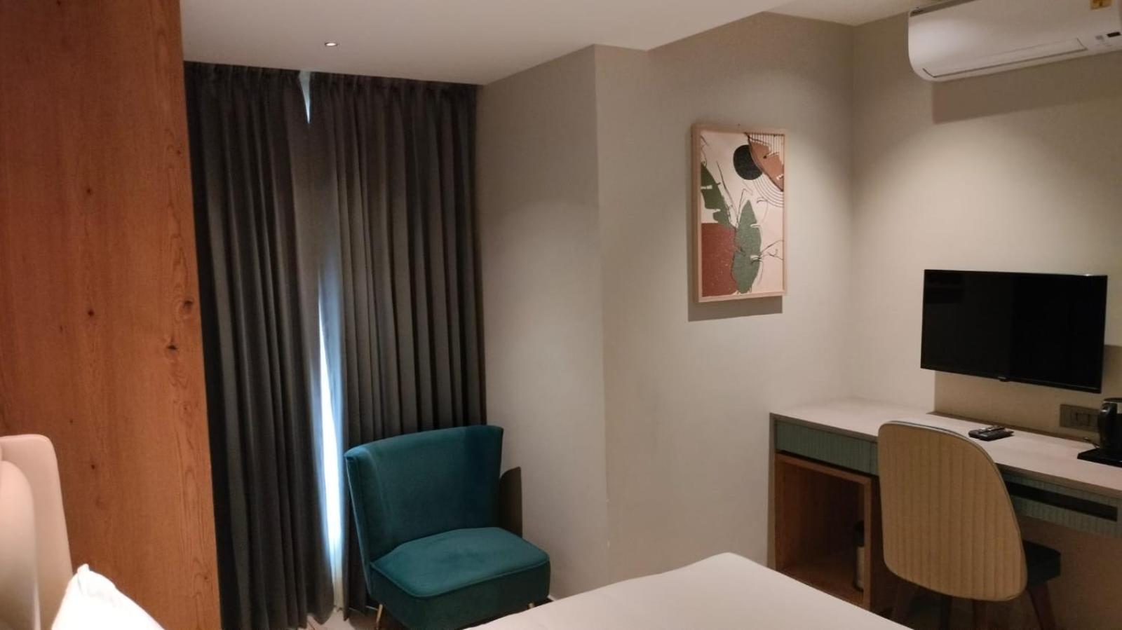 Livi Suites - Premium 1 Bhk Serviced Apartments バンガロール エクステリア 写真